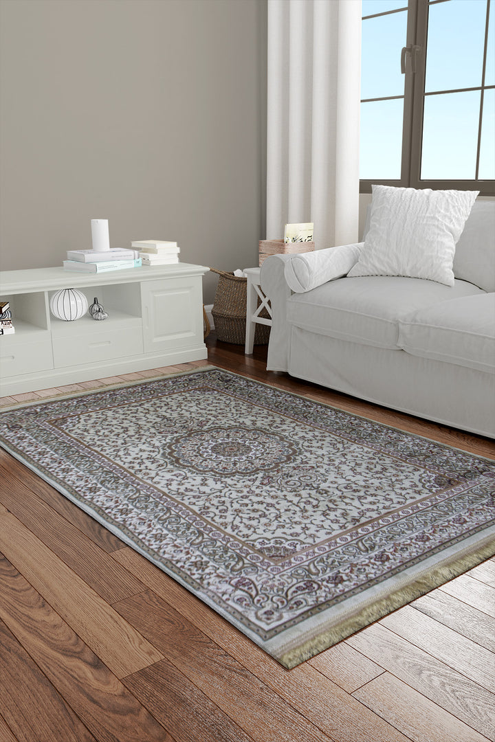 Classical Turkish Topaz Rug - 3.9 x 5.5 FT - Resilient Construction for Long-Lasting Use