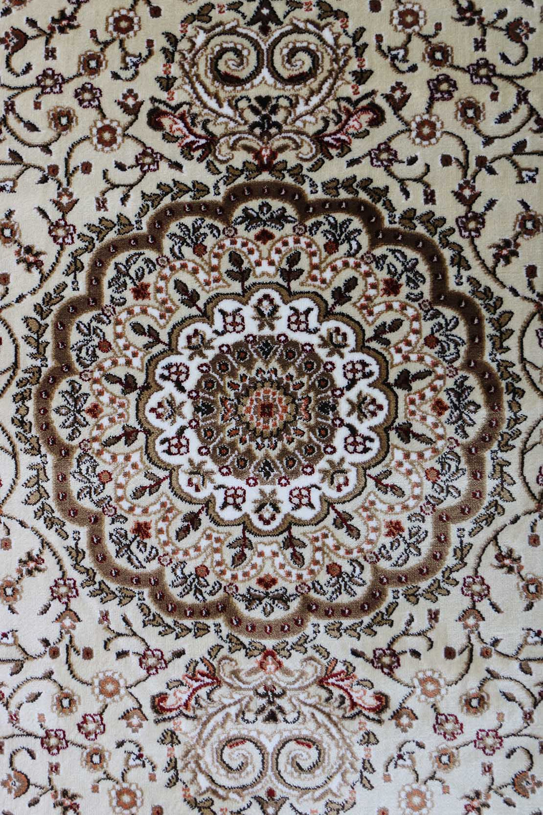 Classical Turkish Topaz Rug - 3.9 x 5.5 FT - Resilient Construction for Long-Lasting Use