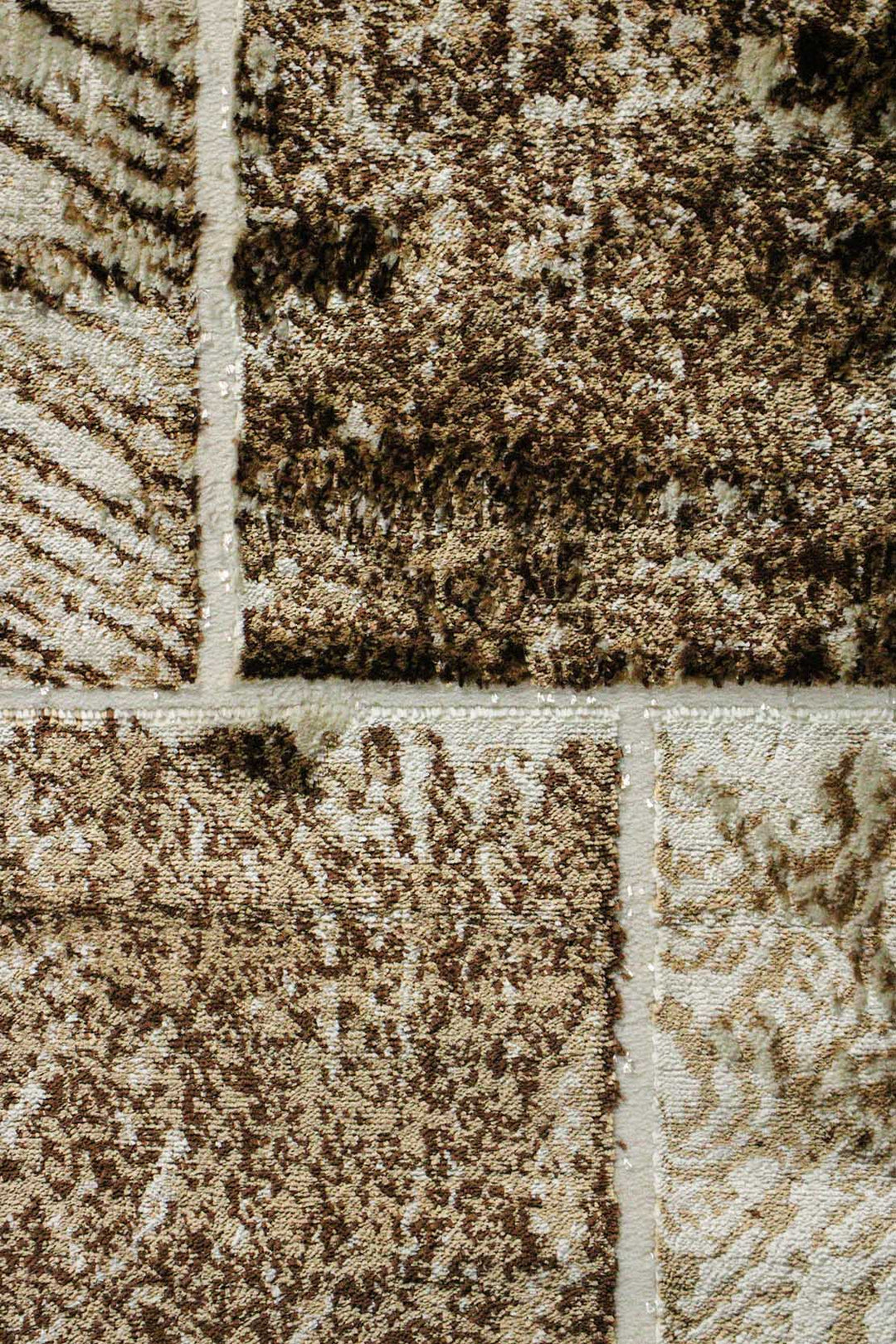 Iranian Premium Quality Lotus Rug - 4.1 x 5.5 FT - Brown and Cream - Resilient Construction for Long-Lasting Use - V Surfaces