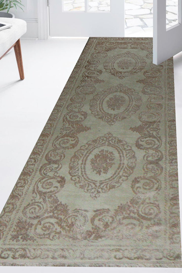 Turkish Modern Festival Viscos Rug - 3.2 x 9.8 FT - Cream - Sleek and Minimalist for Chic Interiors - V Surfaces