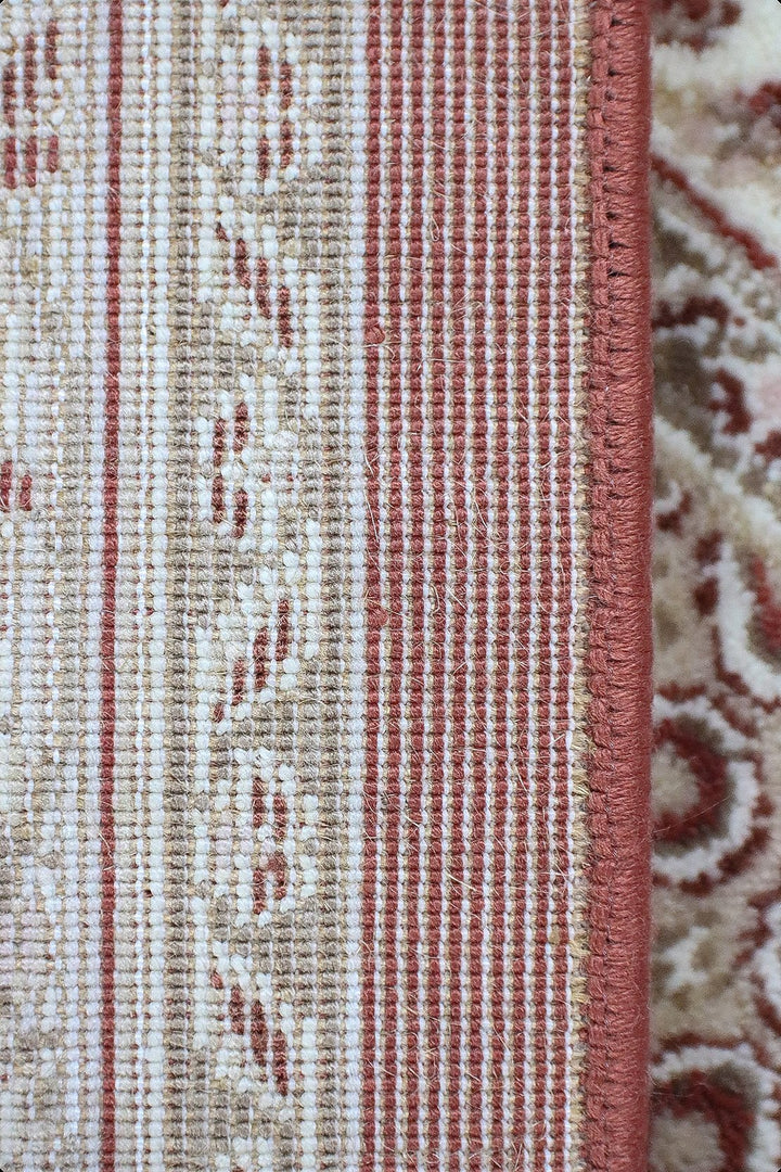 Turkish Style Acrylic Sajjadeh Prayers Mat - Maroon - Soft, Durable, and Easy to Clean - V Surfaces