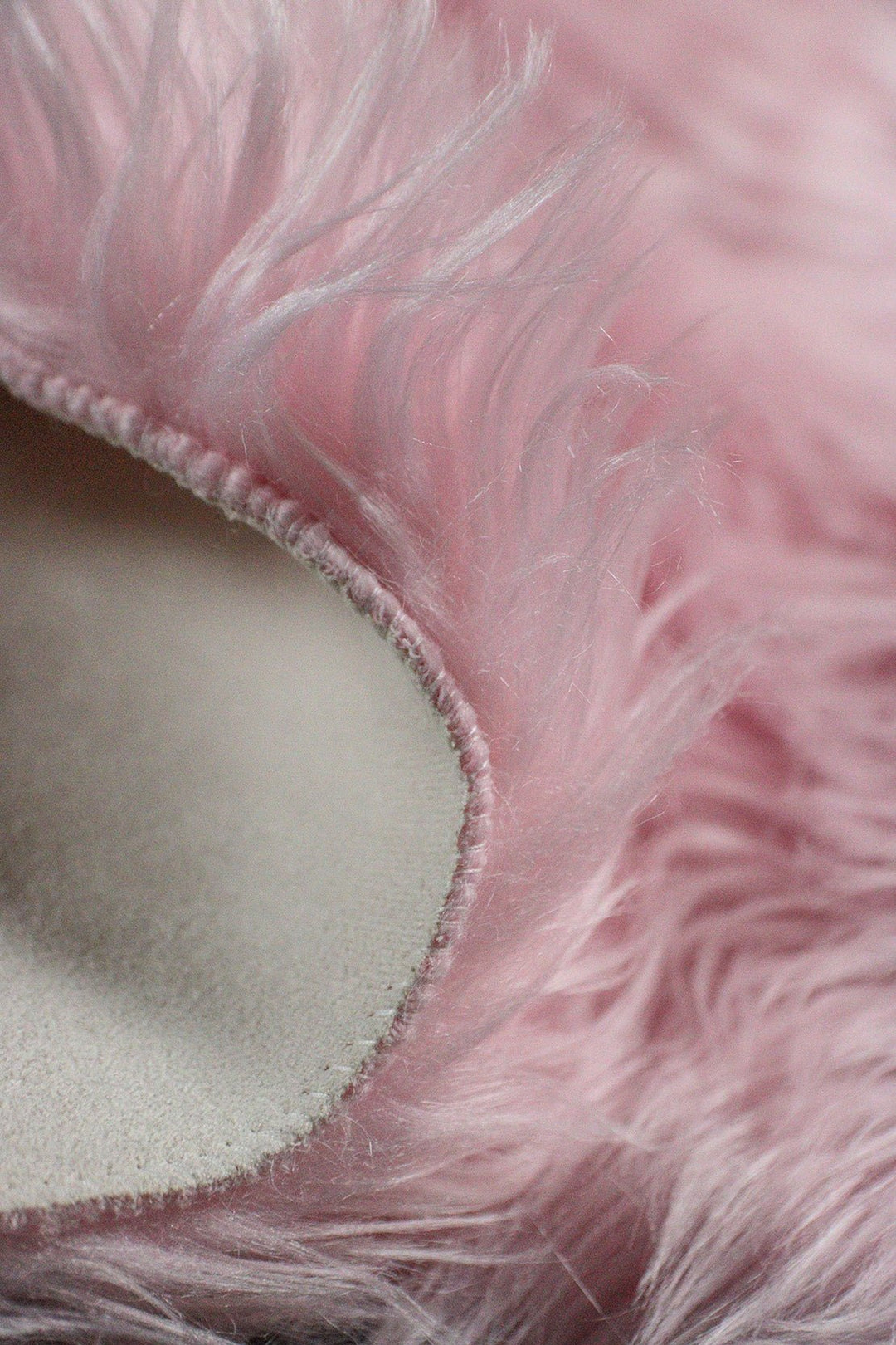 Wild Life (Sheep Fur) - 3.9 x 5.5 FT - Pink - Luxuriously Soft Fluffy Rug - V Surfaces