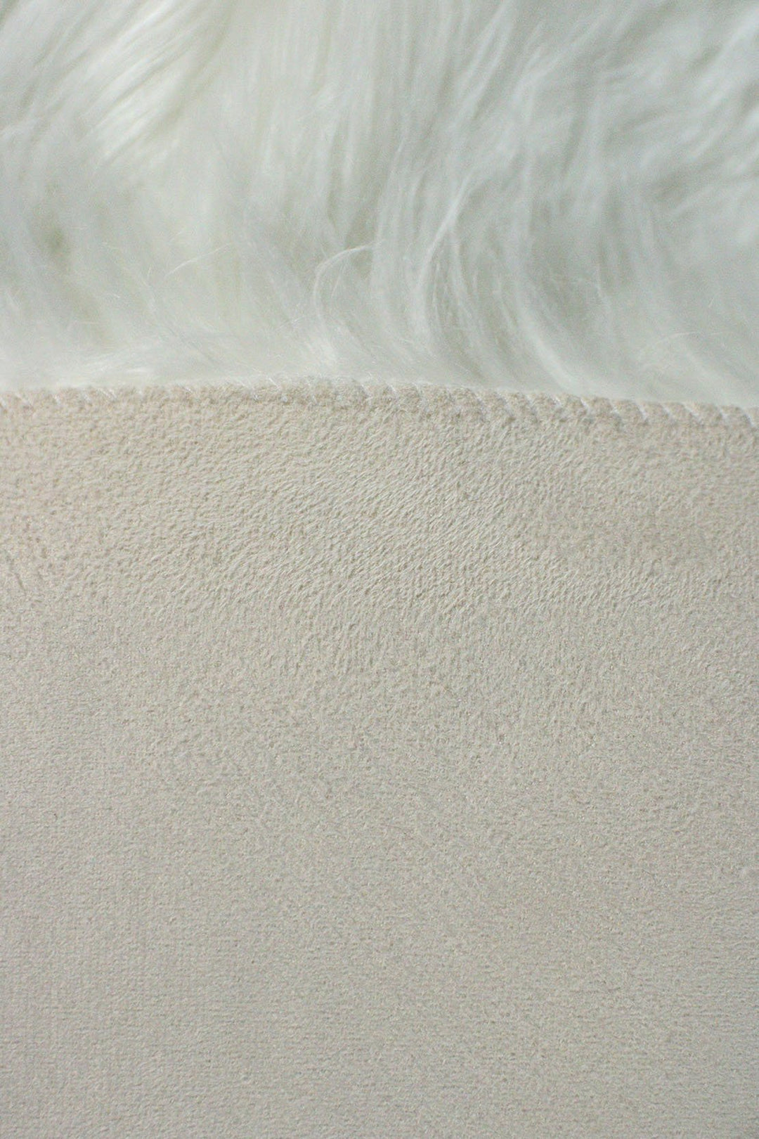 Wild Life (Sheep Fur) - 3.9 x 5.5 FT - White - Luxuriously Soft Fluffy Rug - V Surfaces